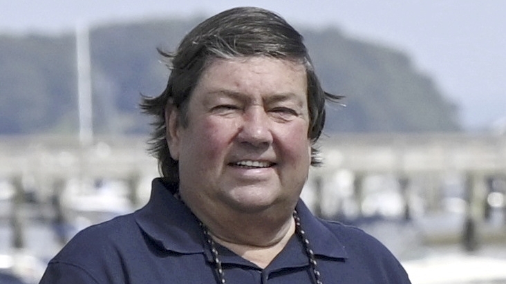 Huntington Bay Mayor Herb Morrow charged $1,234.55 in personal expenses on village card, internal review finds - Vimarsana News