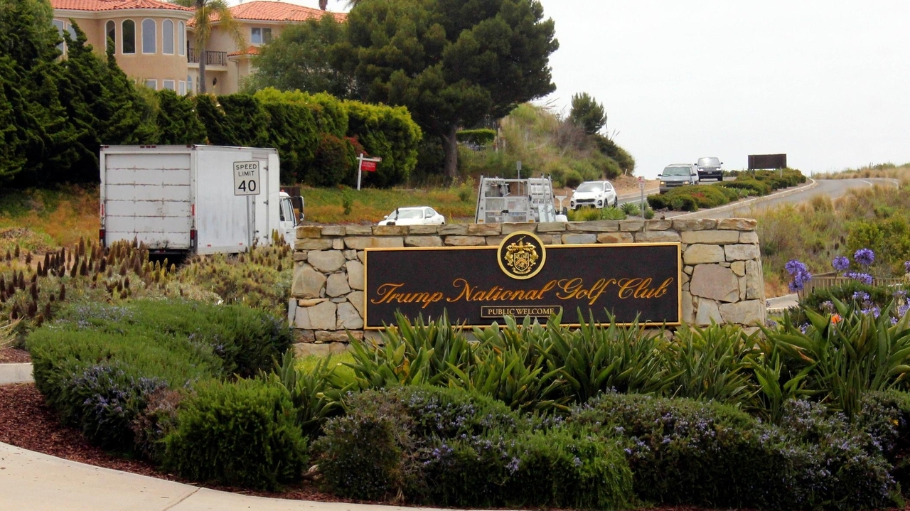 Arrestan a Hombre Armado Cerca del Trump National Golf Course en California