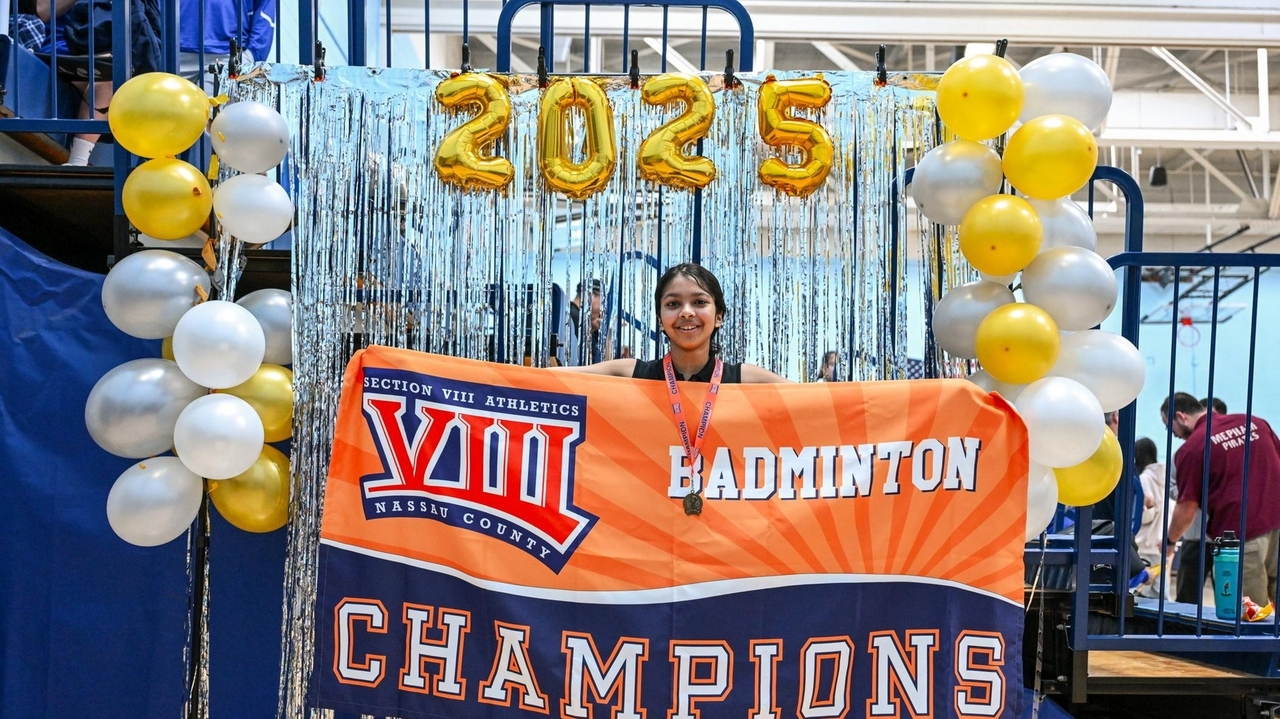 Siddhangi Wickramasinghe: Calhoun Badminton Champion