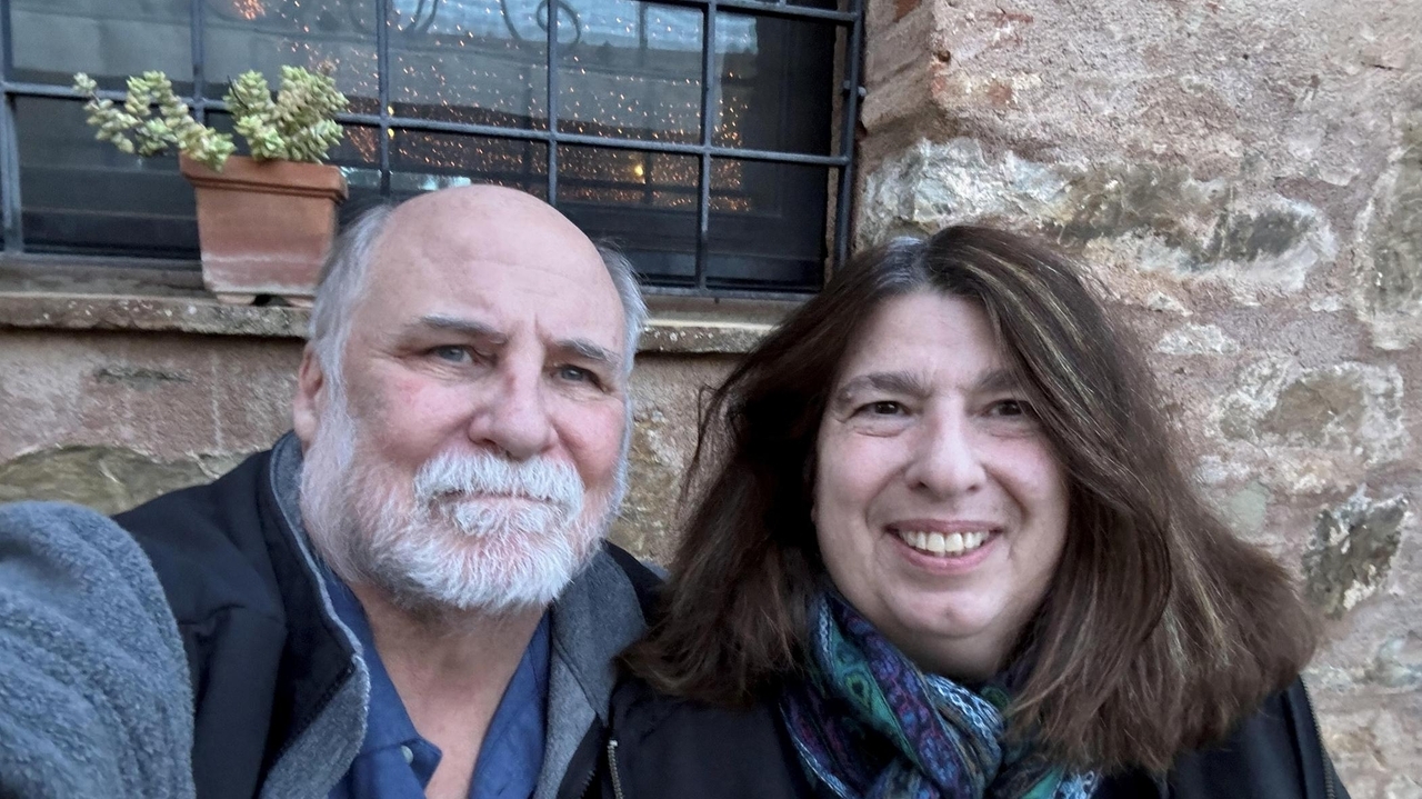 Love Story: Steve Bailey and Flo Frintzilas of Freeport - Vimarsana News