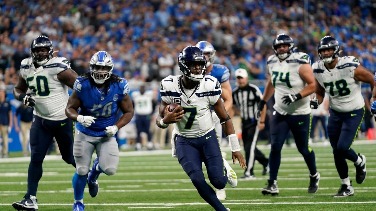 Woolen still learning in standout rookie season for Seahawks