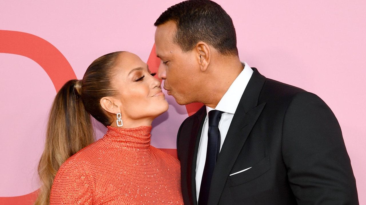 Jennifer Lopez Serenades Alex Rodriguez for His Birthday in Miami