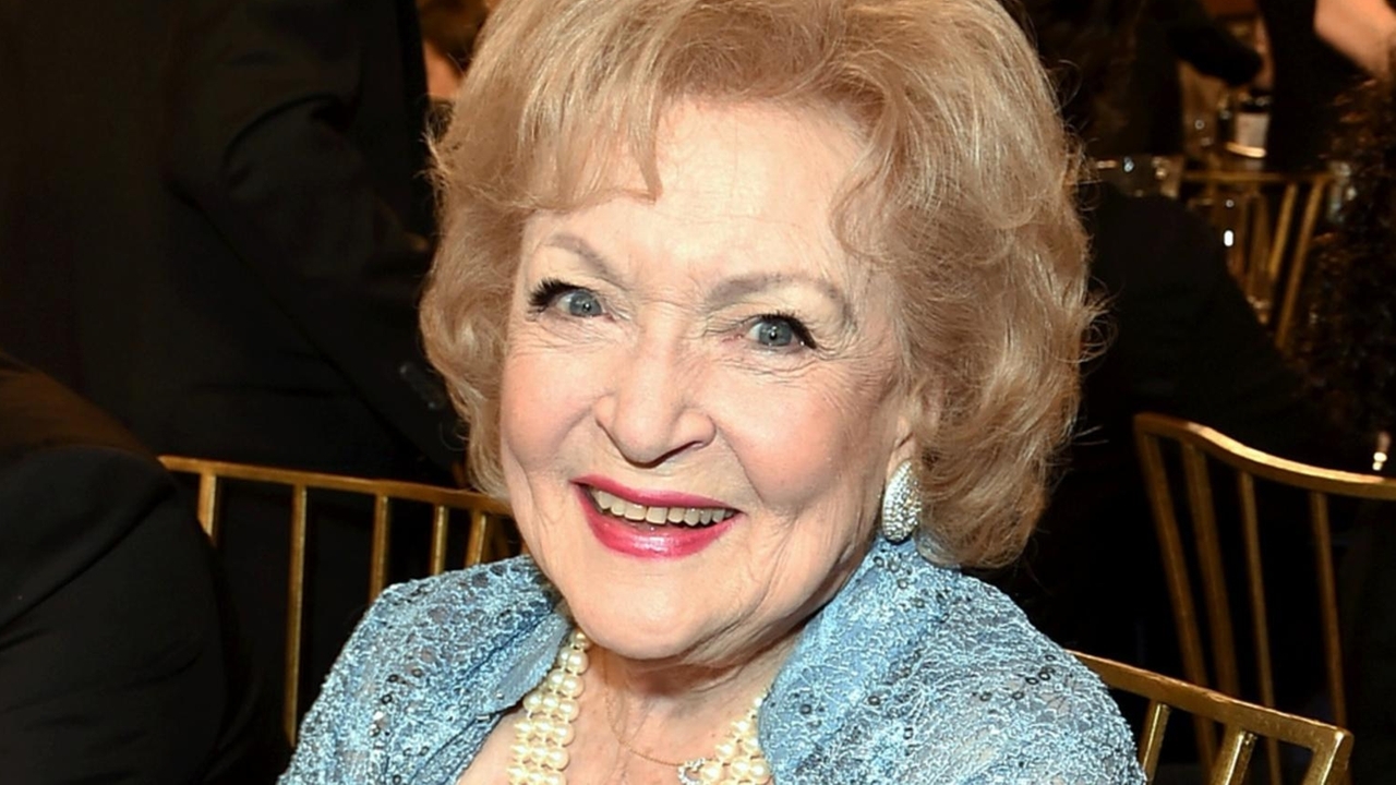 Betty White, who turns 99, says looking at the bright side keeps her young  - Newsday
