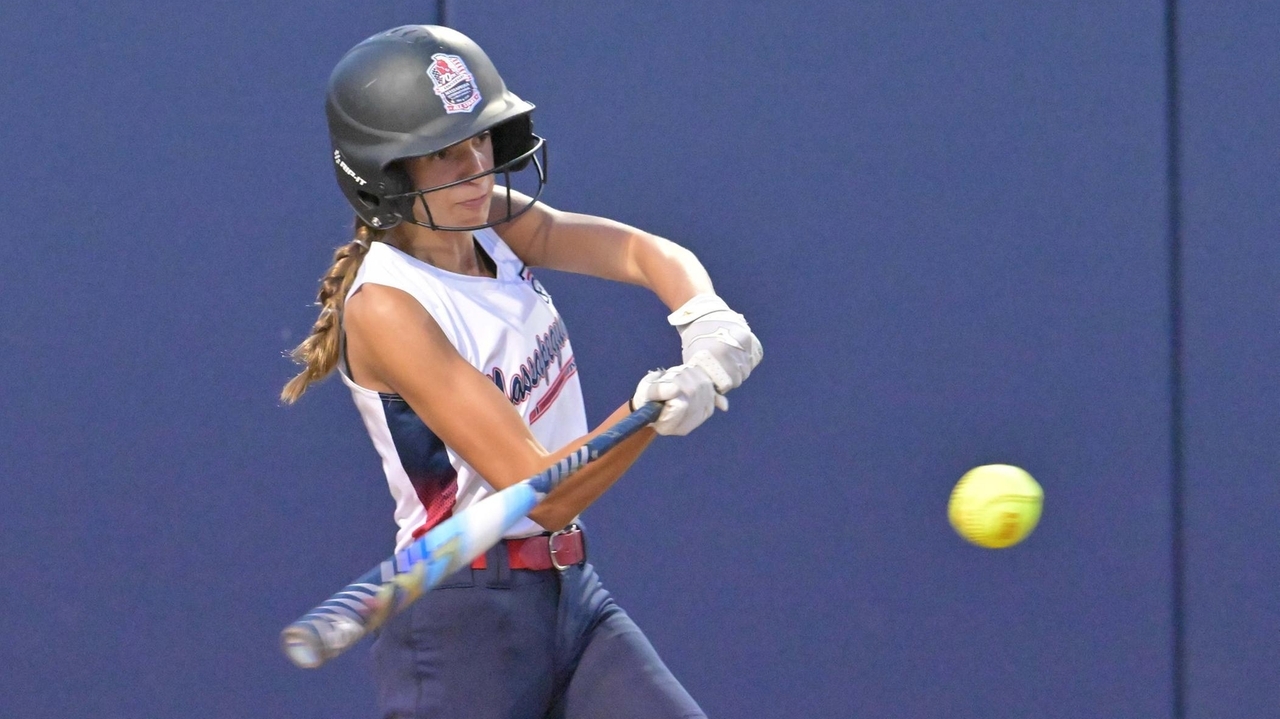 Massapequa softball falls to Toms River, eliminated from Little League tournament