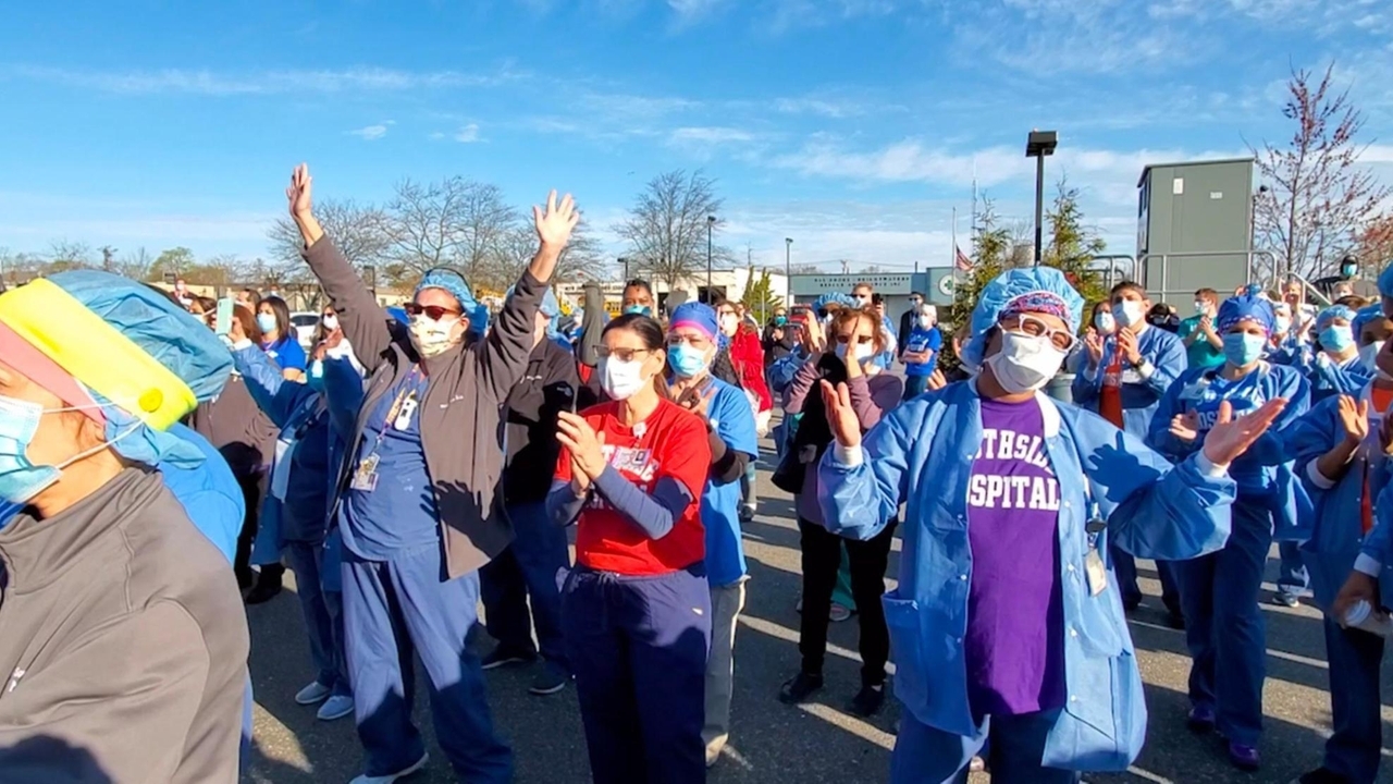 Southside Hospital holds day of hope rally - Newsday