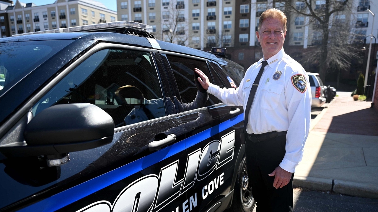 Glen Cove City Council OKs contract for license plate reading cameras for city's police - Vimarsana News