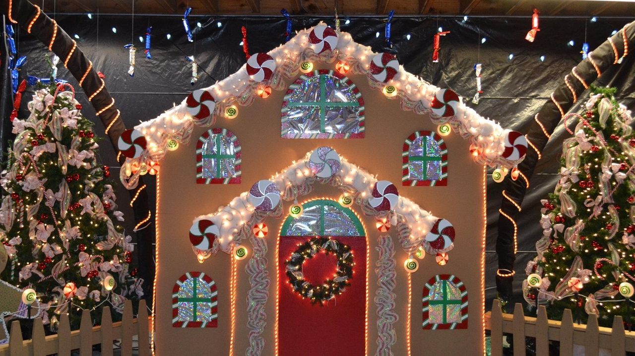 Brookhaven Holiday Light Show returns to LI Newsday