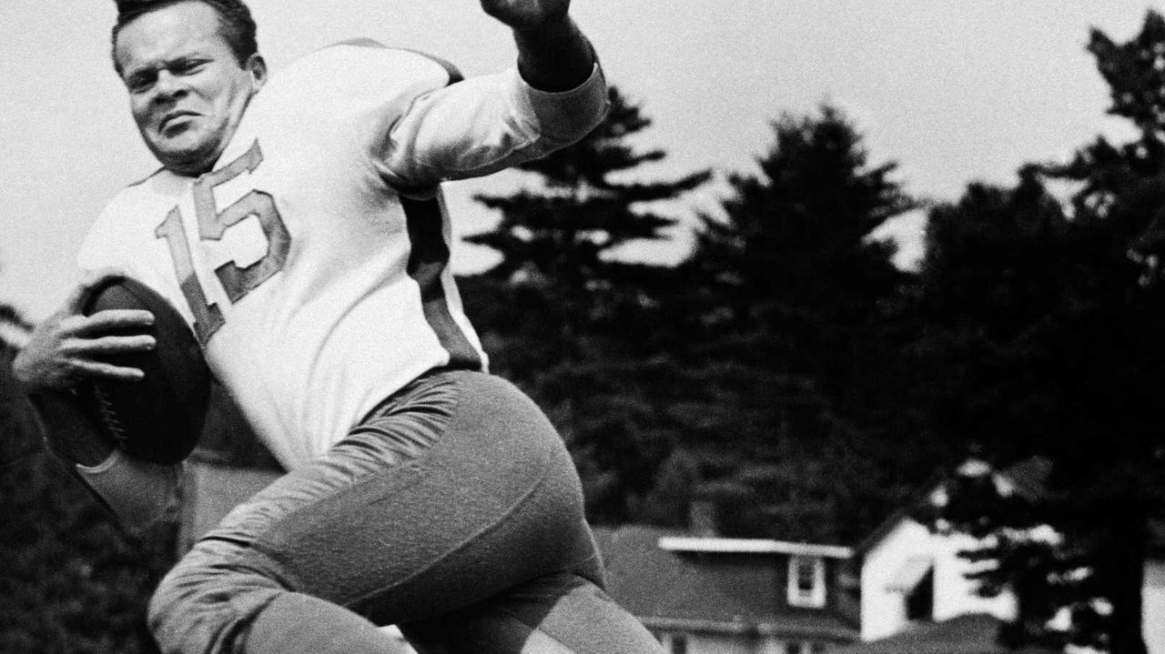 NFL Hall of Famer Steve Van Buren dies at 91 Newsday