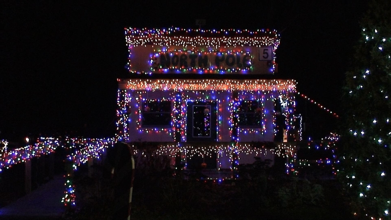1M lights illuminate Camp PaQuaTuck Newsday
