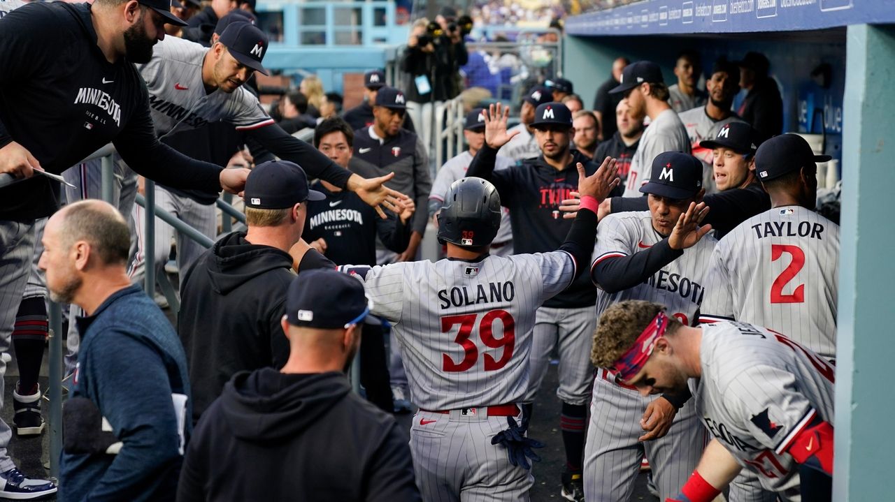 Ober, Farmer lead Twins to 5-1 victory over Kershaw, Dodgers - Newsday