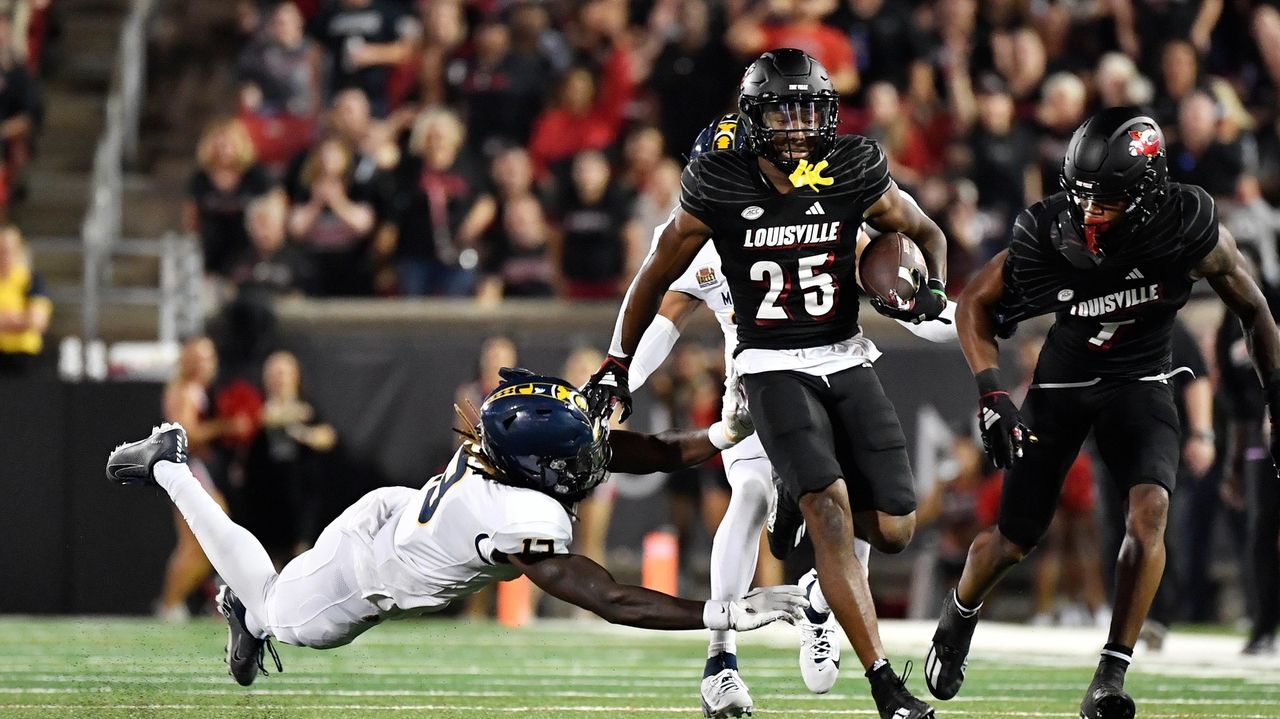 Jawhar Jordan, Jamari Thrash have 2 TDs each, Louisville routs Murray ...