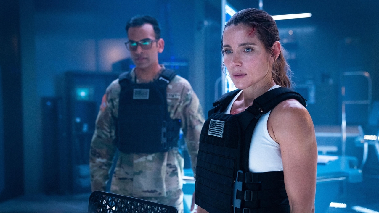 'Interceptor' review: As bad as bad can be - Newsday