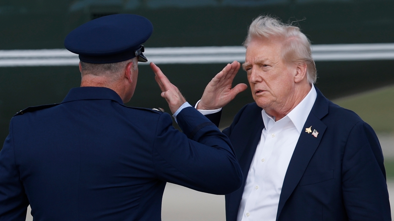 Trump to meet Monday with top four congressional leaders as government ...