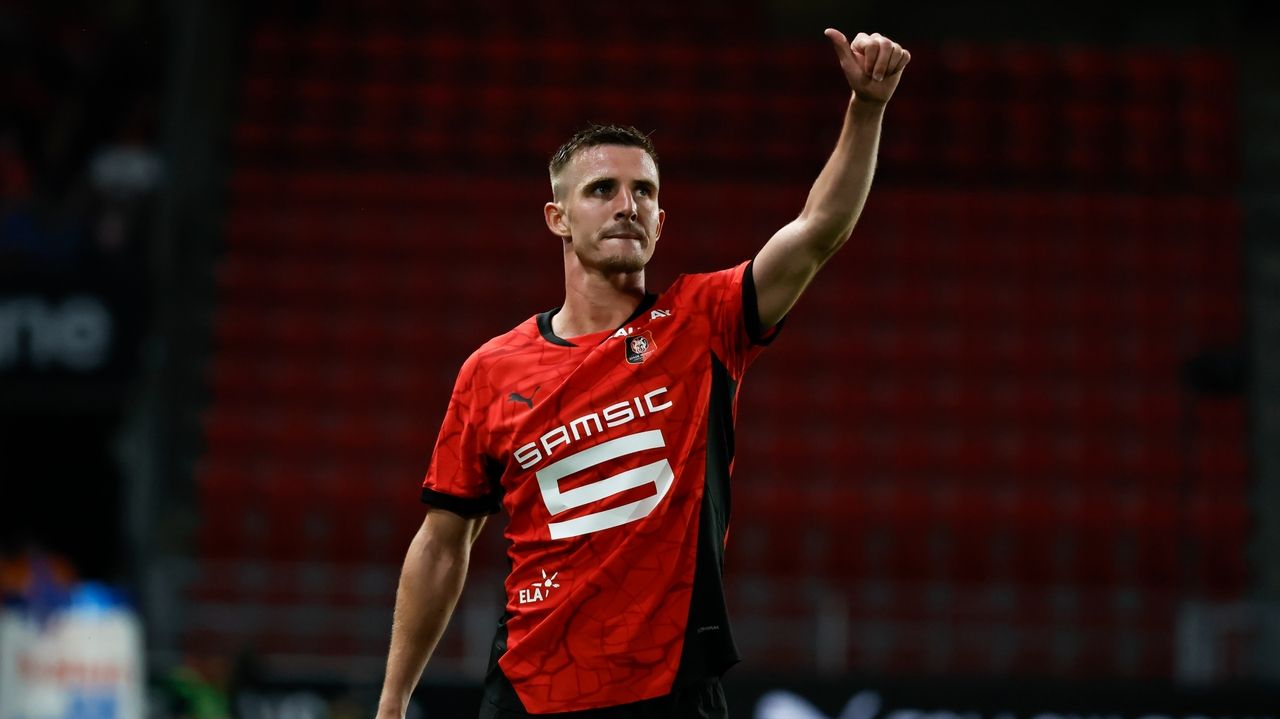 Rennes beats Lyon 3-0 in the French league