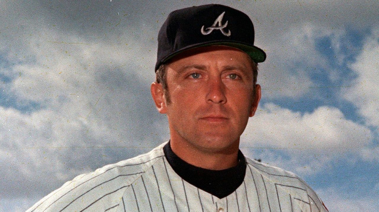 Ex-Yankee, Hall of Famer Phil Niekro dies 