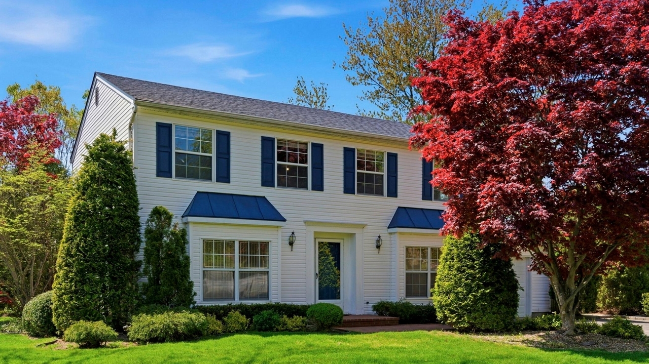 LI home prices rise amid spring listings surge