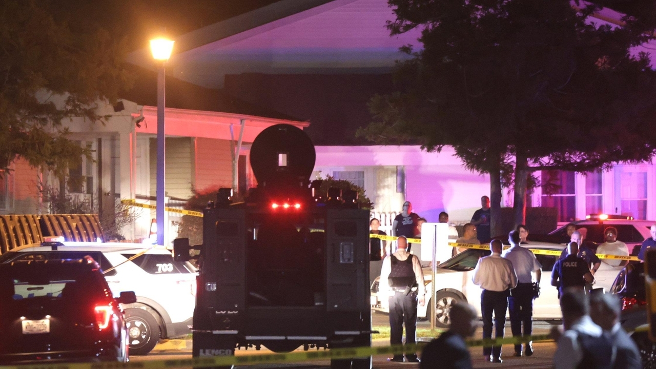Cops: 3-year-old girl shot in Ridge after homicide suspect next door fires on police - Vimarsana News