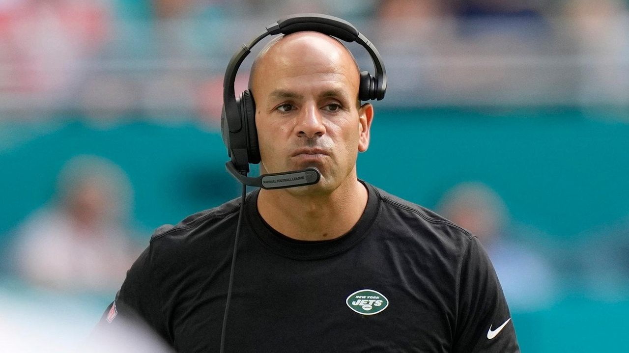 NY Jets hiring Miles Austin to be team's wide receivers coach?