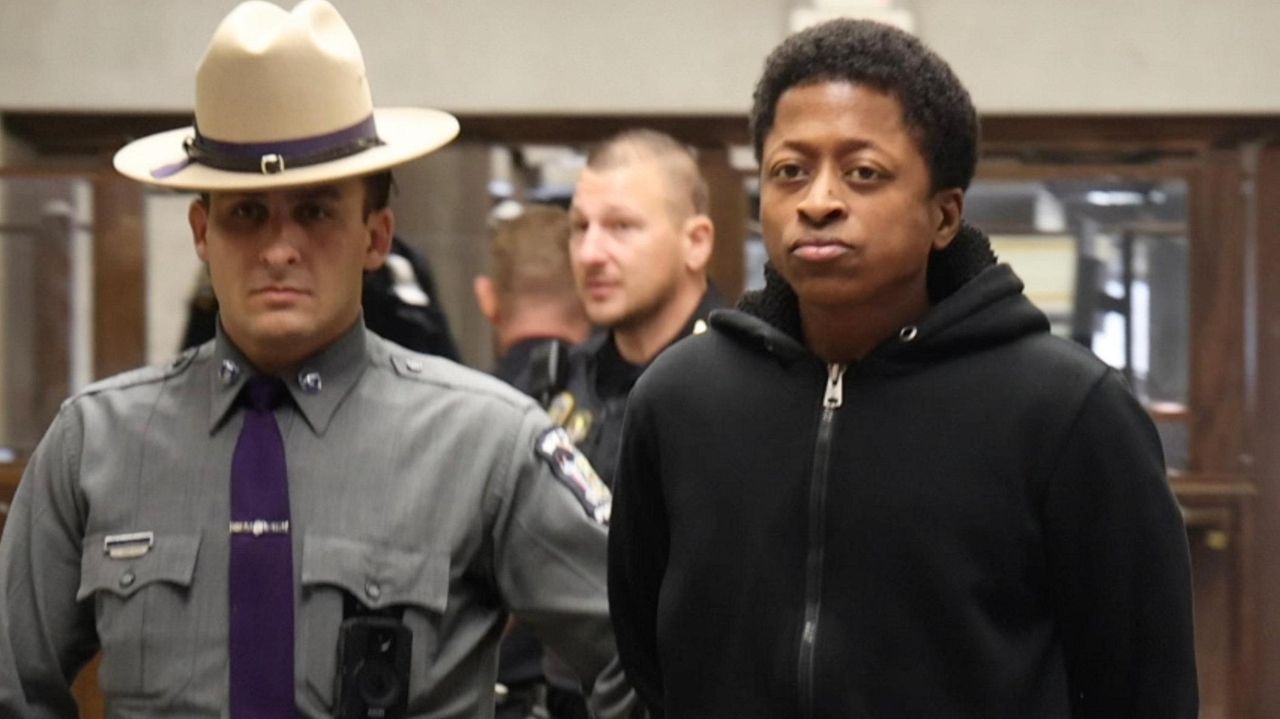 Suspect charged in deadly 2022 car crash on Southern State Newsday