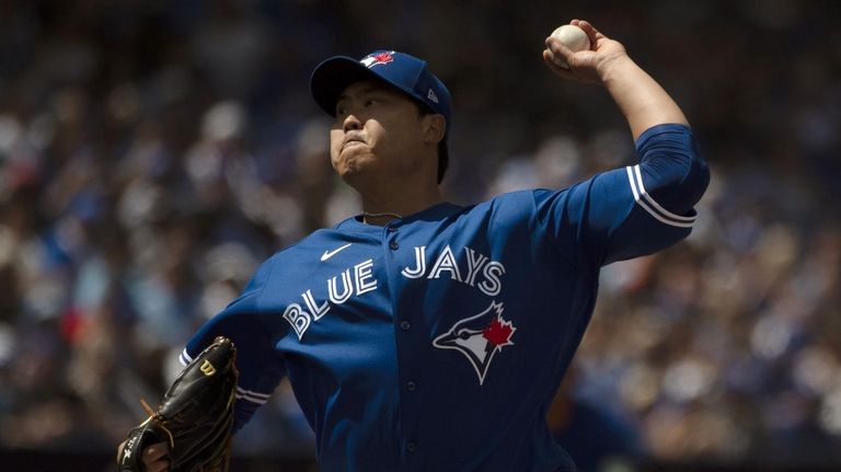 Varsho has 5 RBIs, Ryu gets first win since surgery as Jays avoid sweep,  beat Cubs 11-4