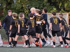 Sebastian Lens, Owen Blair strike to send West Babylon boys soccer to semifinals