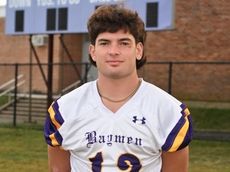 Newsday Athlete of the Week is Oyster Bay's Joe Henry