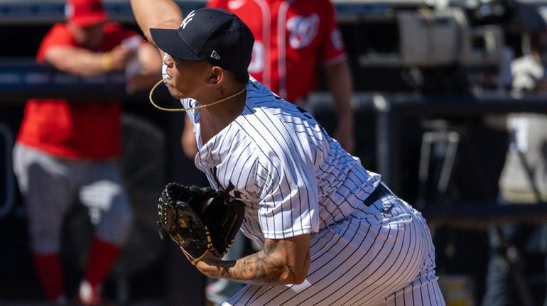 Yankees receive important Gleyber Torres, Jonathan Loaisiga injury