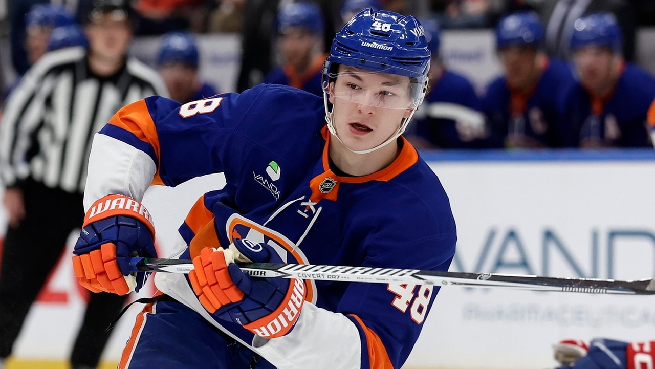 Islanders' Matthew Schaefer wins Calder Trophy as NHL rookie of the year