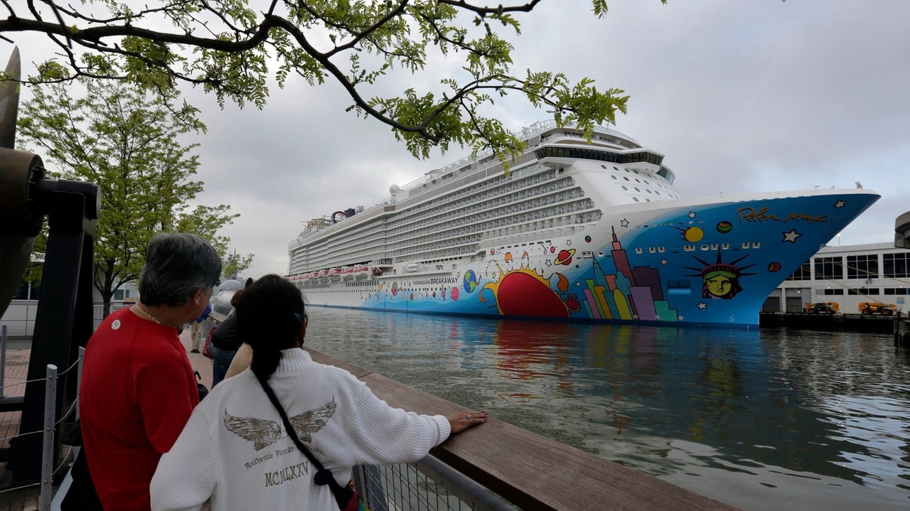 Cruise ports near Long Island in NYC, Philadelphia and New Jersey