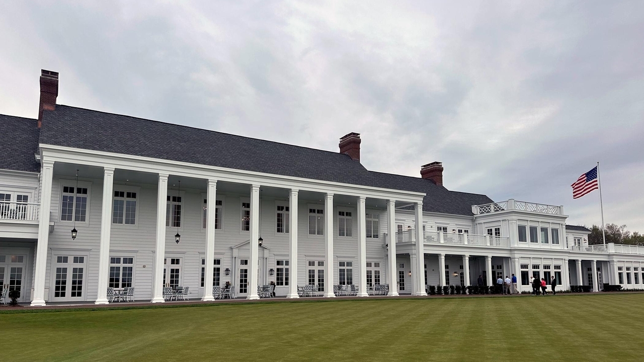 Oakland Hills opens new clubhouse, 4 years after century-old