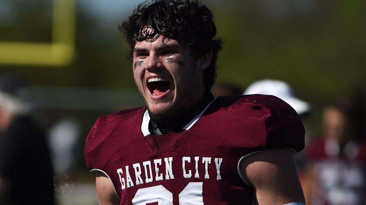 Gridiron Greats Nassau finals' top football performances Newsday