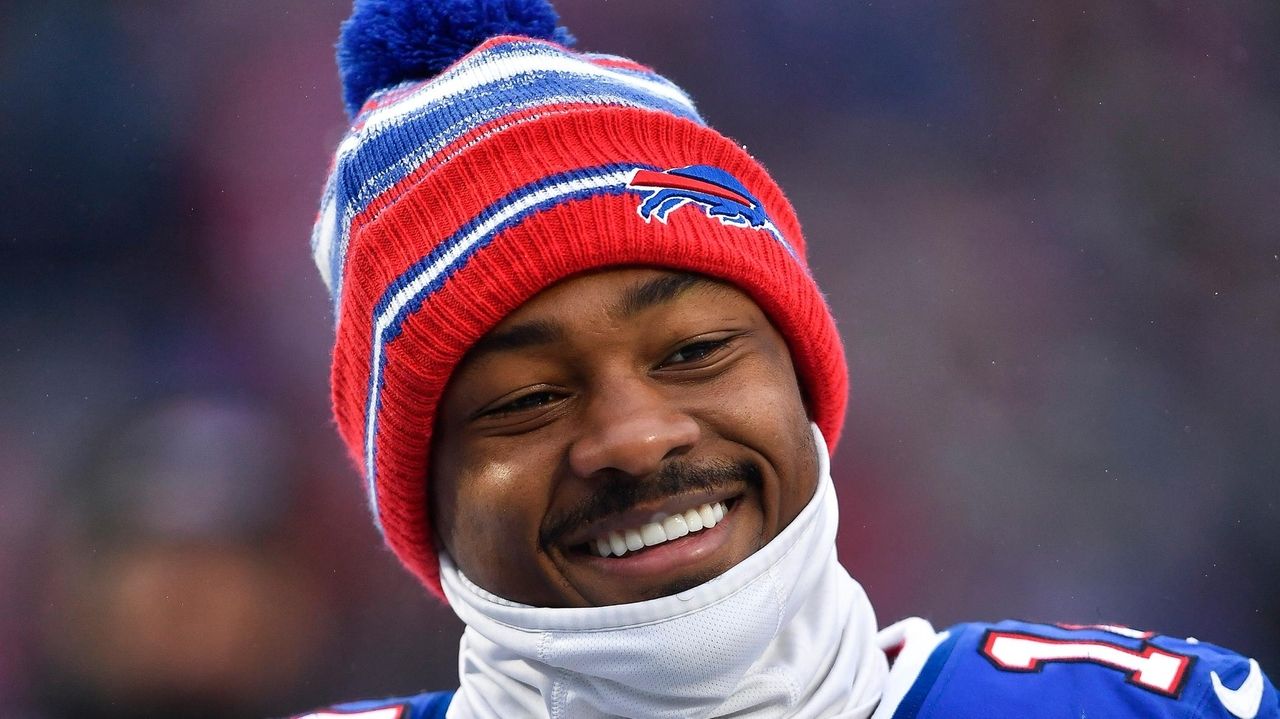 Stefon Diggs, Buffalo Bills agree on 6-year deal to keep WR in Buffalo  until he retires (report) 