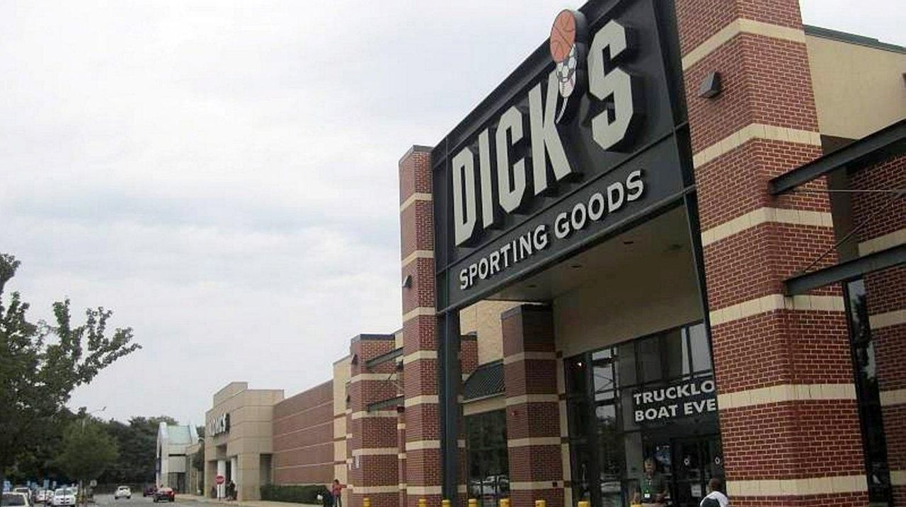 Dick’s Sporting Goods to open Field & Stream store in Melville Newsday