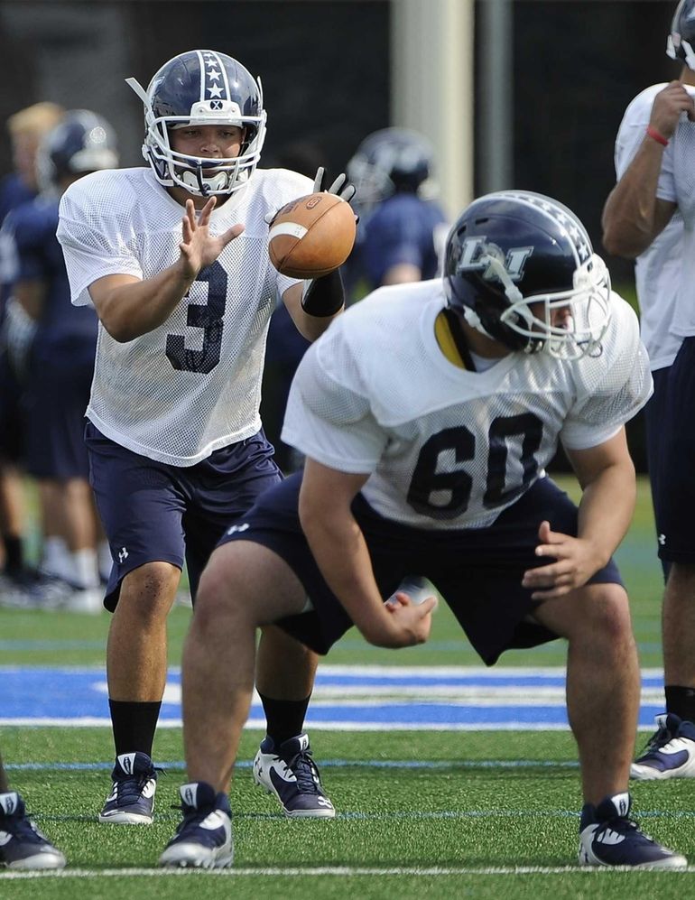 High school football preview: Saugerties faces huge challenge on