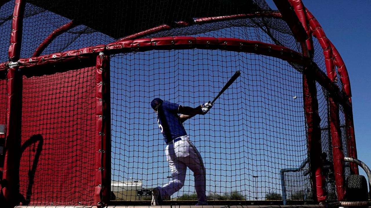 Seager homers in 3rd straight game, Rangers beat Braves 3-1