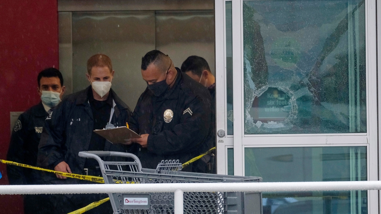 Trial to begin in lawsuit over fatal Los Angeles police shooting of 14 ...