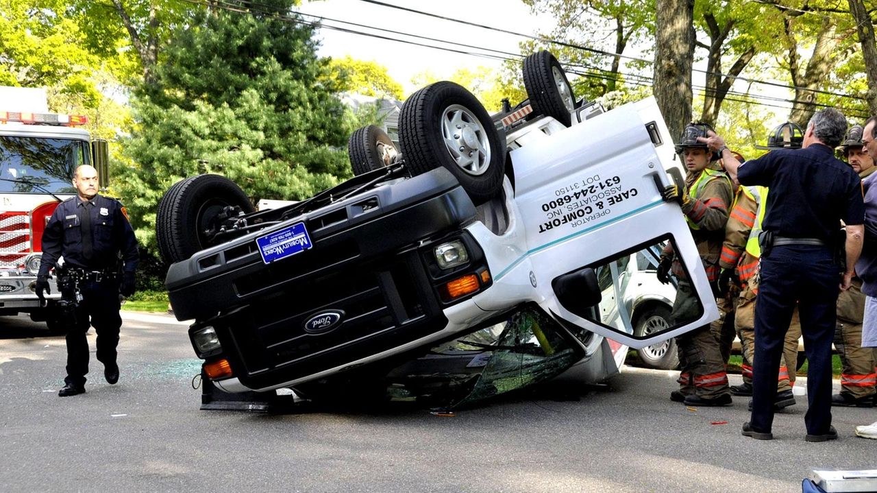 Second passenger in E. Northport ambulette crash dies Newsday