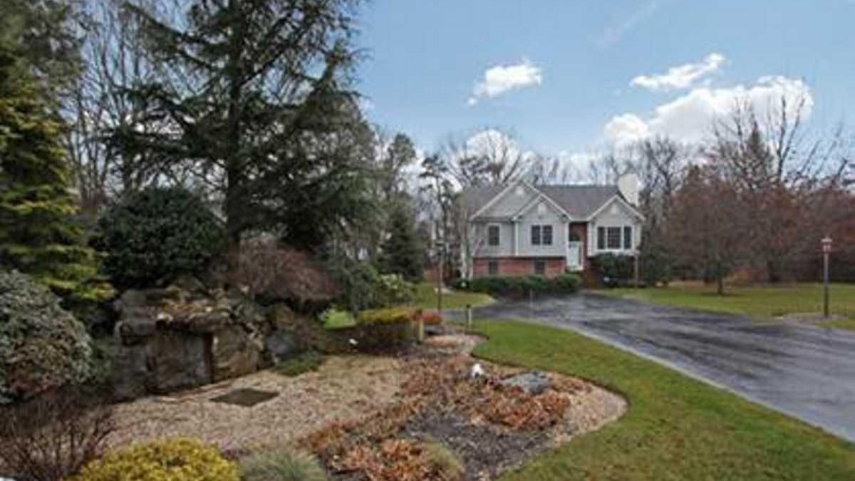 Open House Watch See 8 Hauppauge homes Newsday