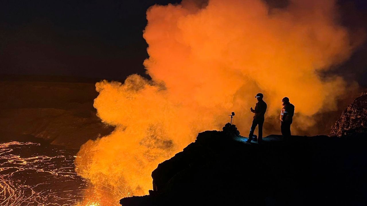 In it's 10th episode, Kilauea, one of the world's most active volcanoes, is again spewing lava