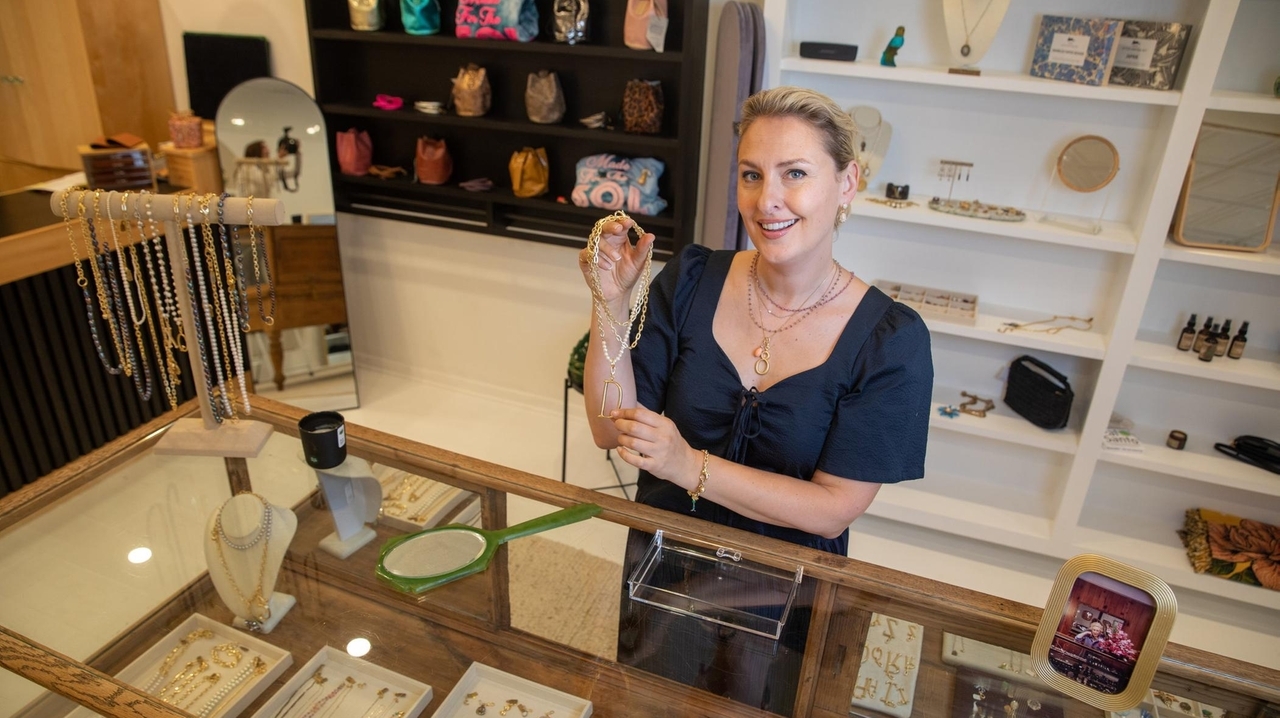 Lulu Frost & Co., jewelry store with celebrity appeal, opens in Huntington