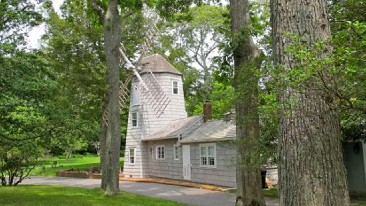 Marilyn Monroe link to Amagansett Windmill House Newsday