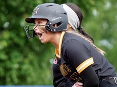 Olivia Feldman's big hit helps St. Anthony's win state CHSAA softball final