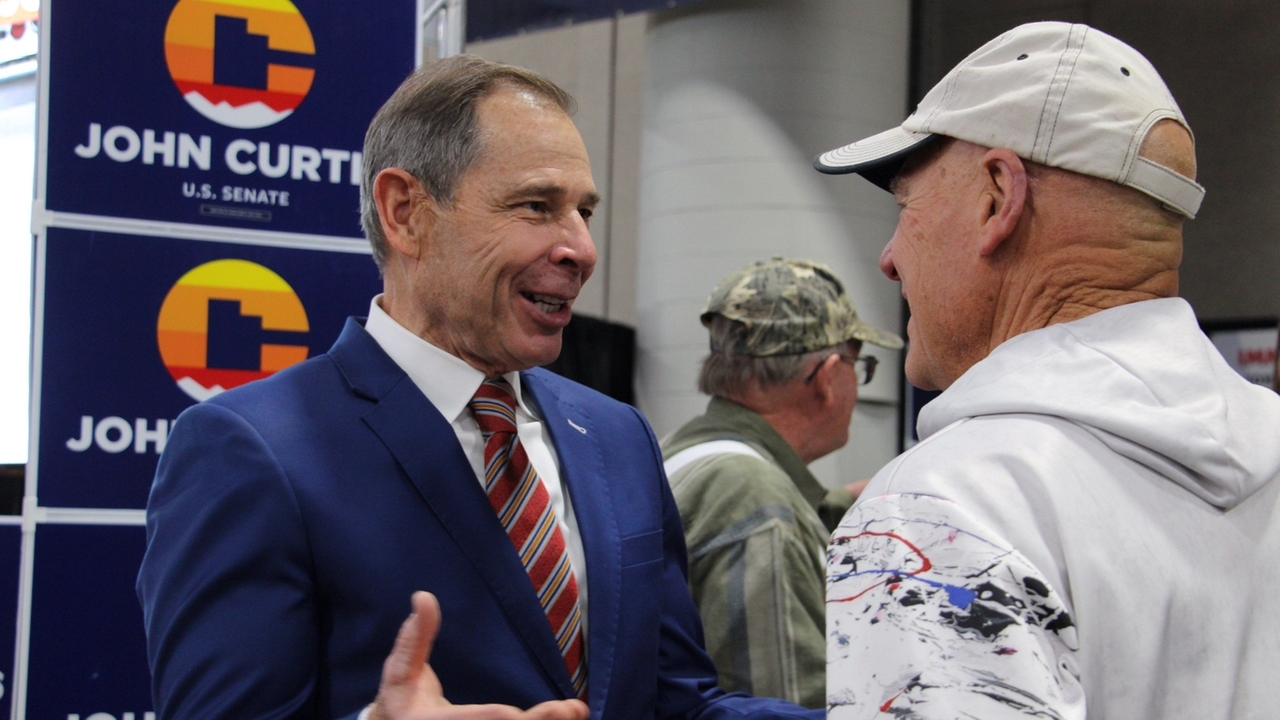 Moderate Republicans look to stave off challenges from the right at Utah party convention - Vimarsana News