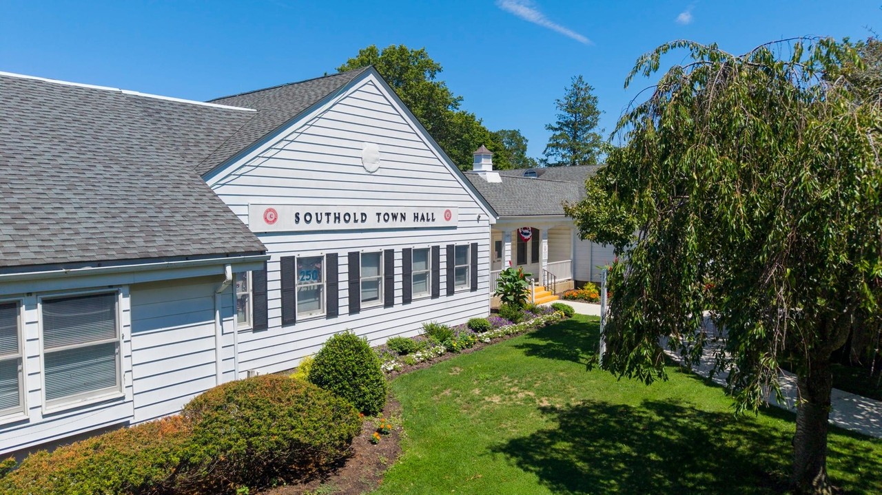 Southold Town budget hikes tax levy by 2.87%, falls under cap