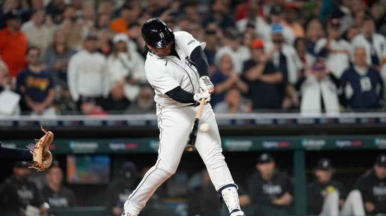 Opening Day recap: Tigers hold on, 3-2, thanks to Miguel Cabrera's