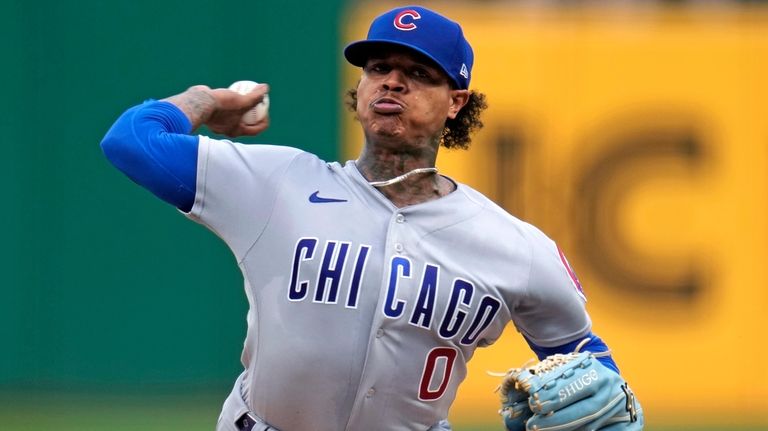 Stroman gets unexpected help from favorite catcher, Cubs blank Pirates