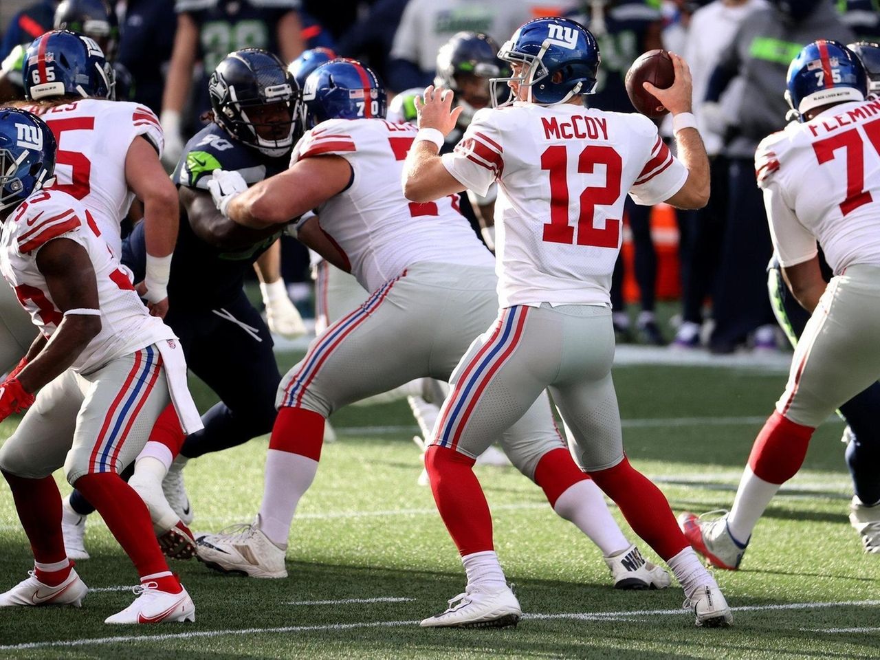 Giants need some magic from Colt McCoy to take down Seahawks