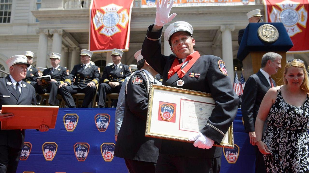 FDNY honors firefighting heroes at medal ceremony Newsday