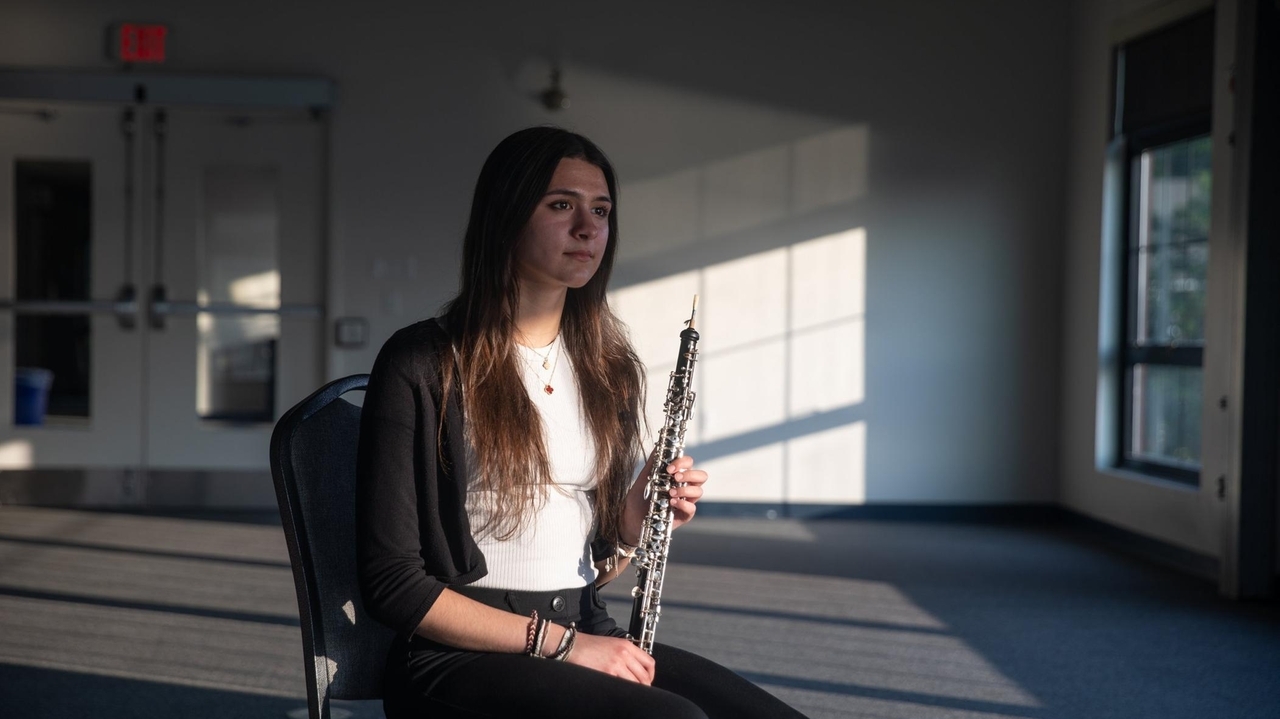 Public service up next for talented teen oboist from Port Jefferson ...