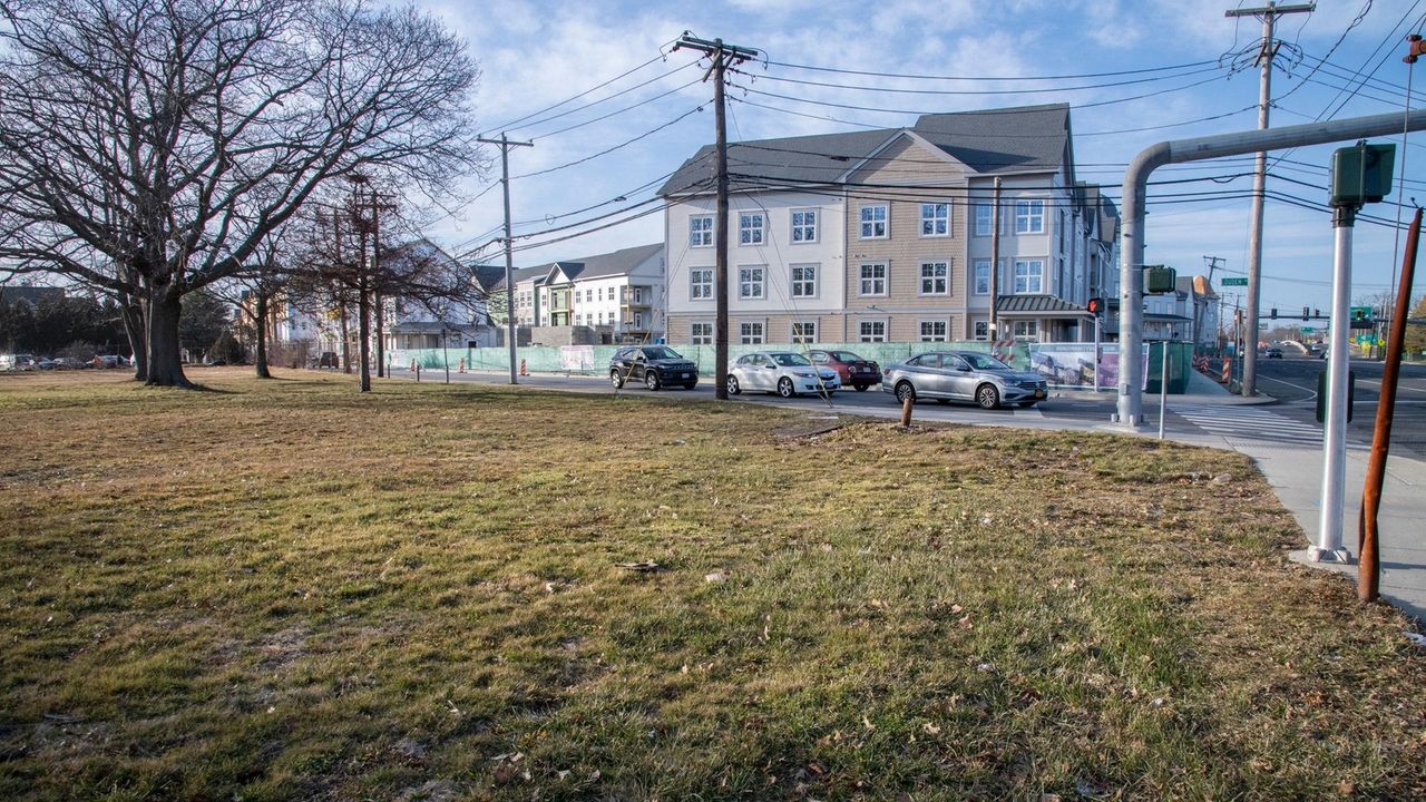 AvalonBay's plan for a second largescale rental project in Amityville